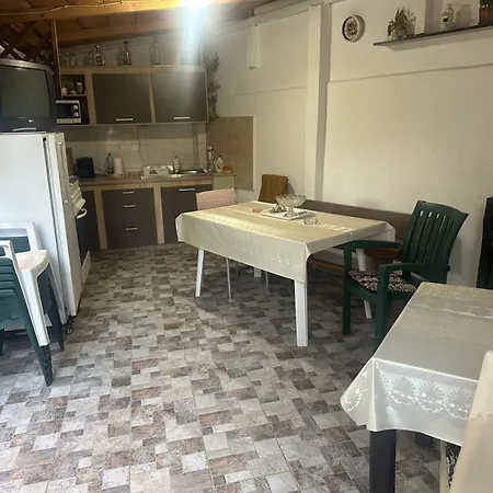 Casa Vio Etaj Daire *