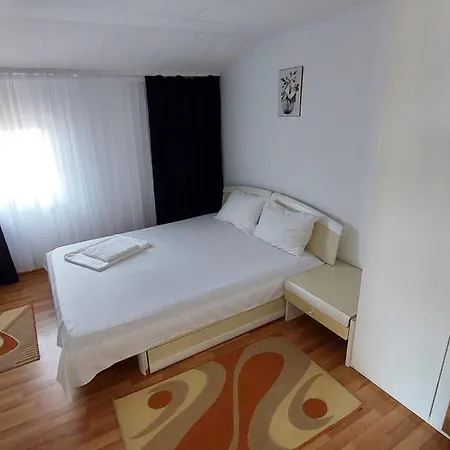 Casa Vio Etaj شقة إيفوري نورد